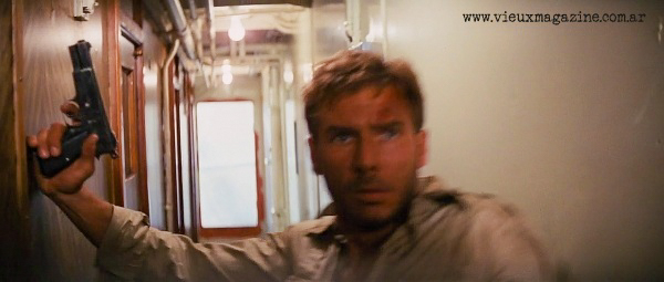 La browning es una pistola que aparece en muchas películas. Aquí lo vemos a Harrison Ford en ¨Los cazadores del arca perdida¨con una browning. Tambien la podemos ver en series como Miami Vice o películas como un ¨Detective suelto en Hollywood¨ entre otras.