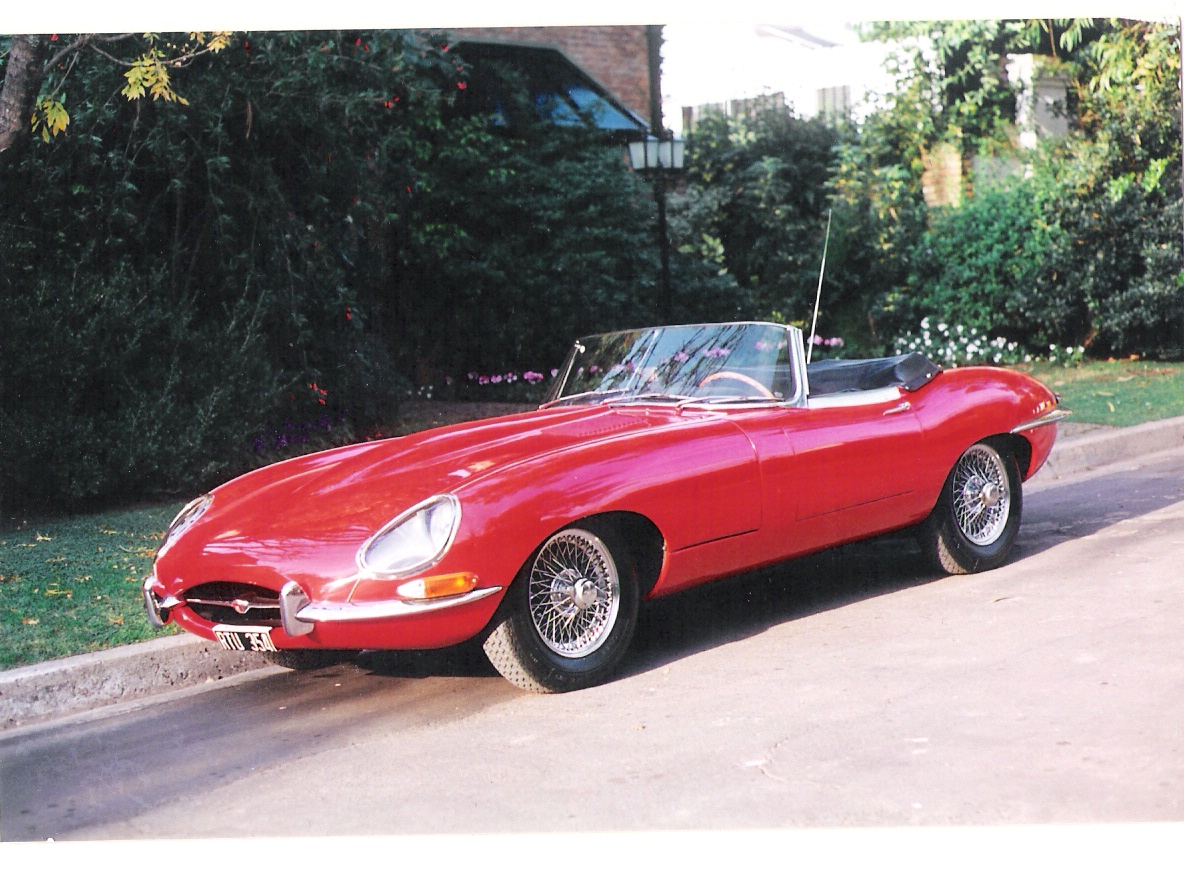 Mi vida llena de autos.Jaguar E Type de 1964 y XJ6 de 1989. Miss Daisy