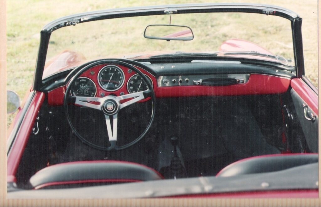 Abarth Fiat 850 S interior