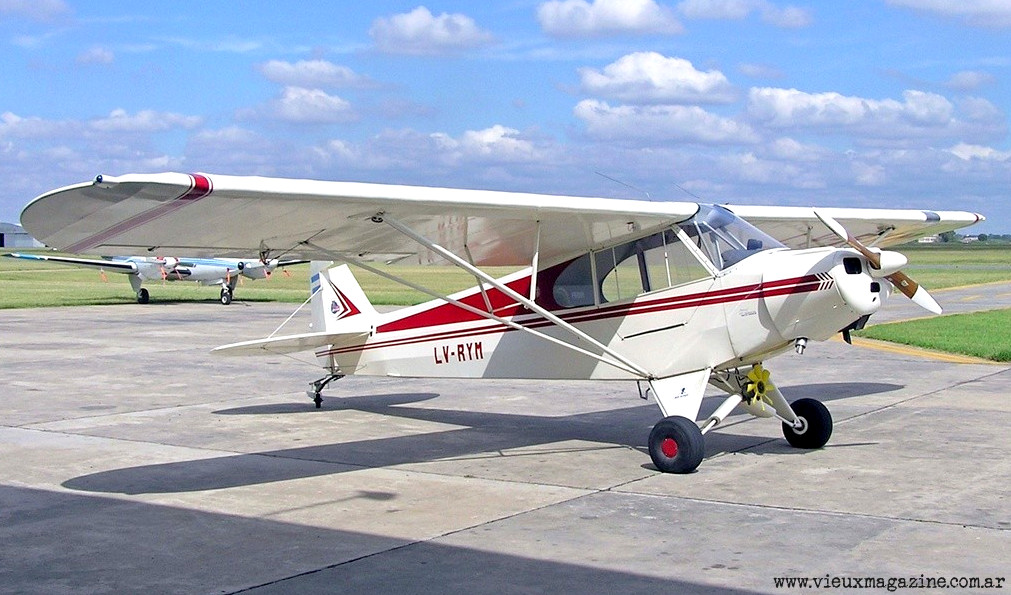 Volando un Piper Pa-11 en el siglo XXI. Juan Ignacio Escobar Tosi