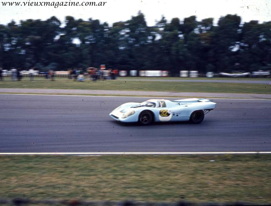 Sport Prototipo Porsche en el autódromo, 1000 KM de Buenos Aires 1971.